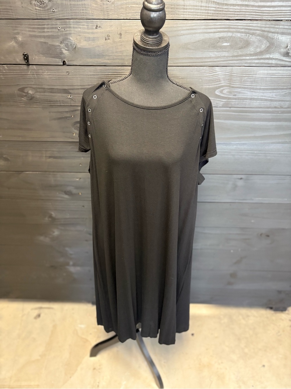 Black Maternity Mommy Labor & Delivery/ Nursing Gown - Med/Large & Large/XL